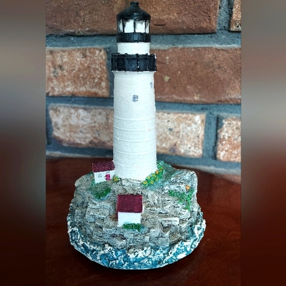 Lighthouse Music Box Plays Ebb Tide Ocean Nautical Decor - Picture 1 of 8